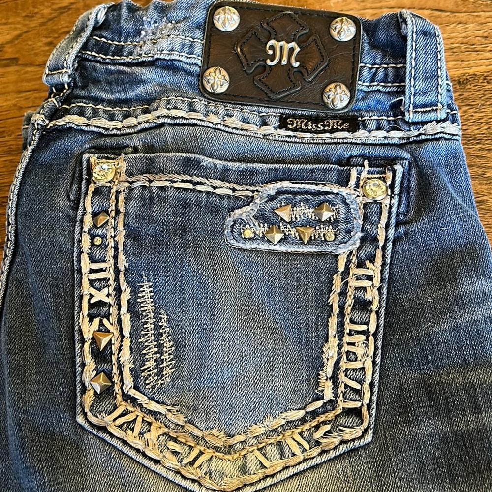 Miss Me signature rise bootcut jeans